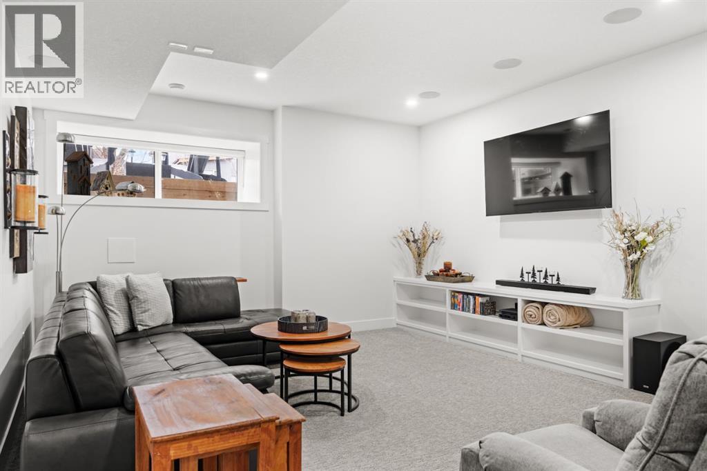 Single Family House for Sale in   Street SW Killarney/Glengarry Calgary 