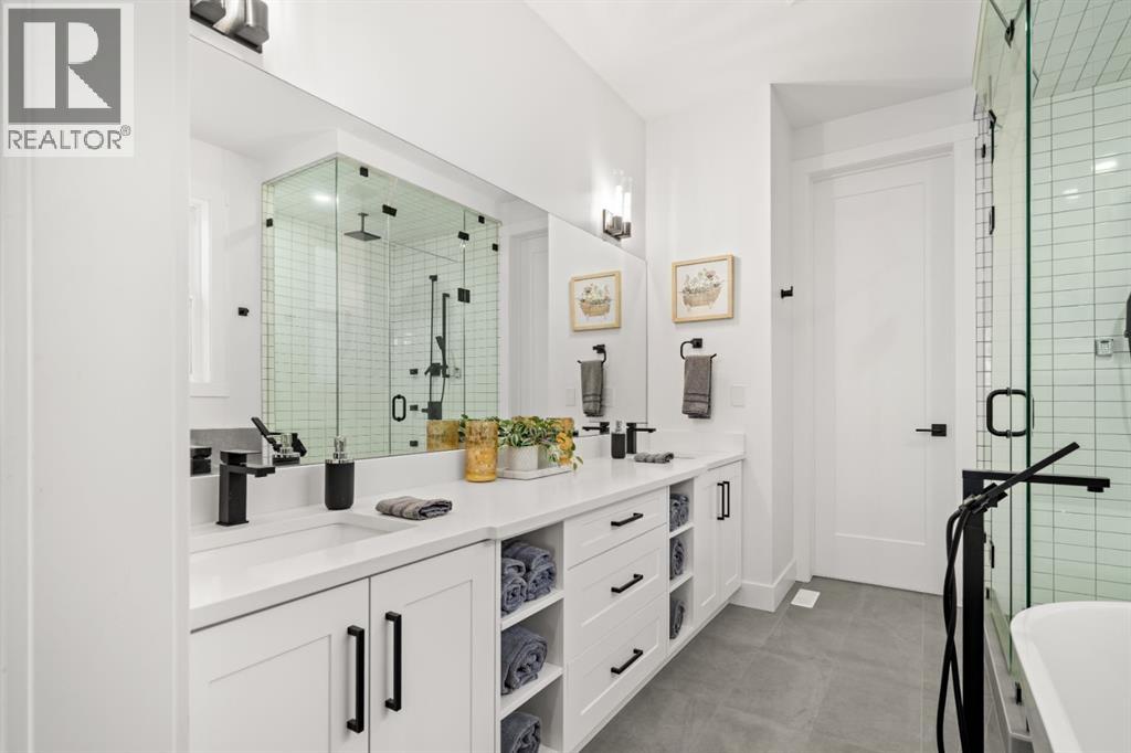 Single Family House for Sale in   Street SW Killarney/Glengarry Calgary 