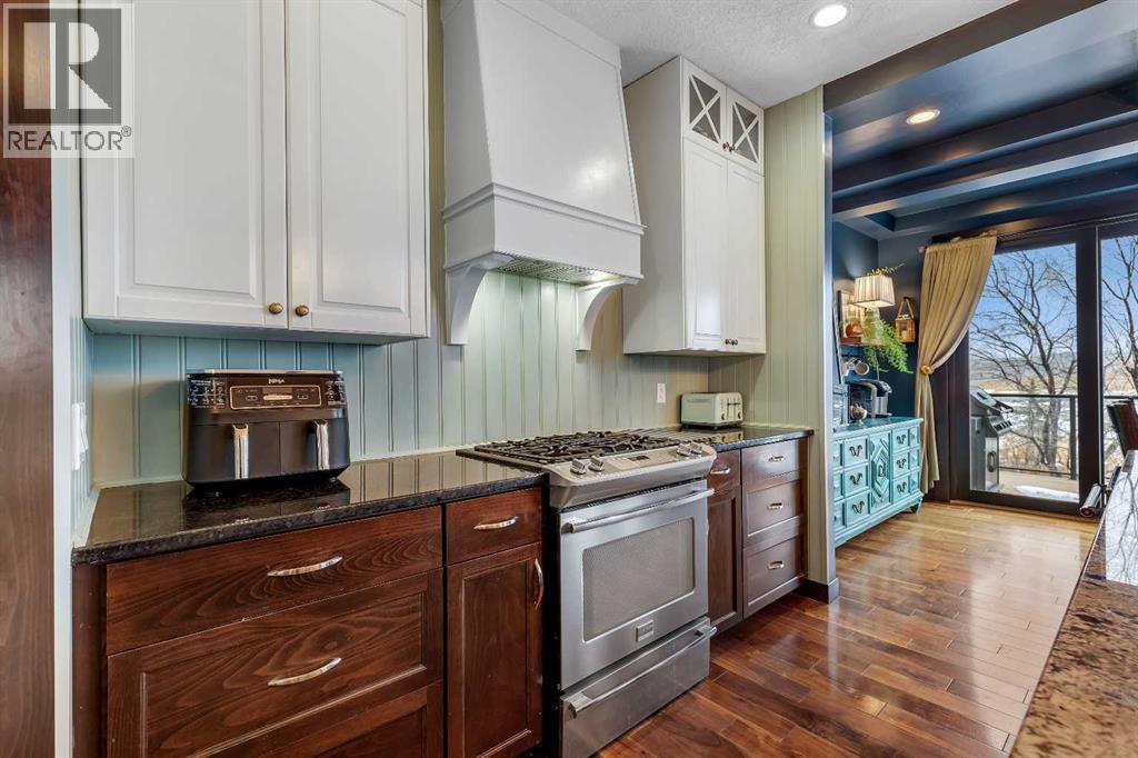 Single Family House for Sale in  CHAPARRAL VALLEY Square SE Chaparral Calgary 