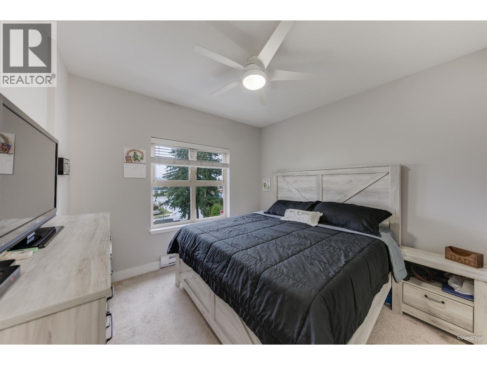 404 1988 SUFFOLK AVENUE, Port Coquitlam