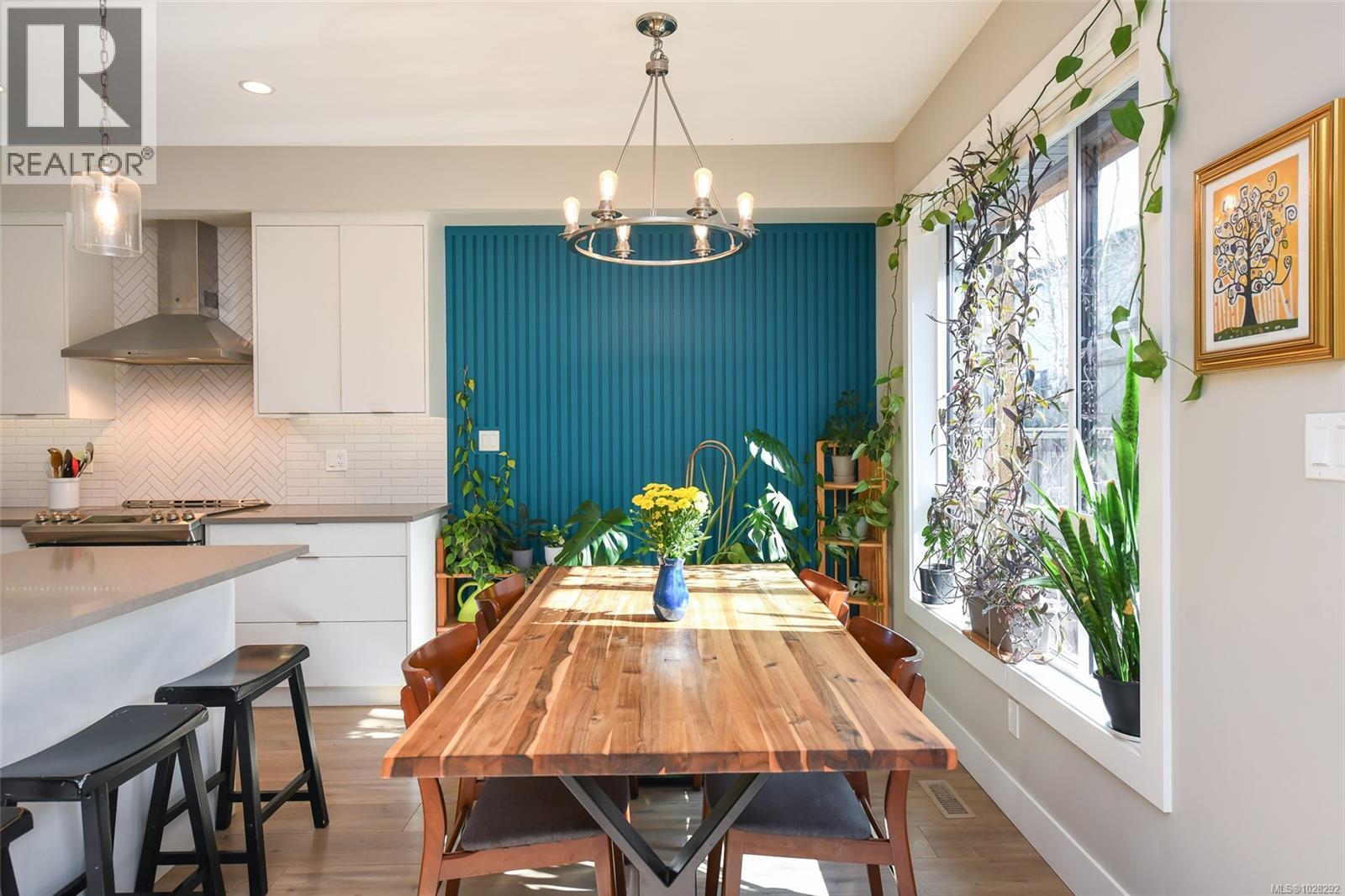 97 2607 Kendal Ave, Cumberland