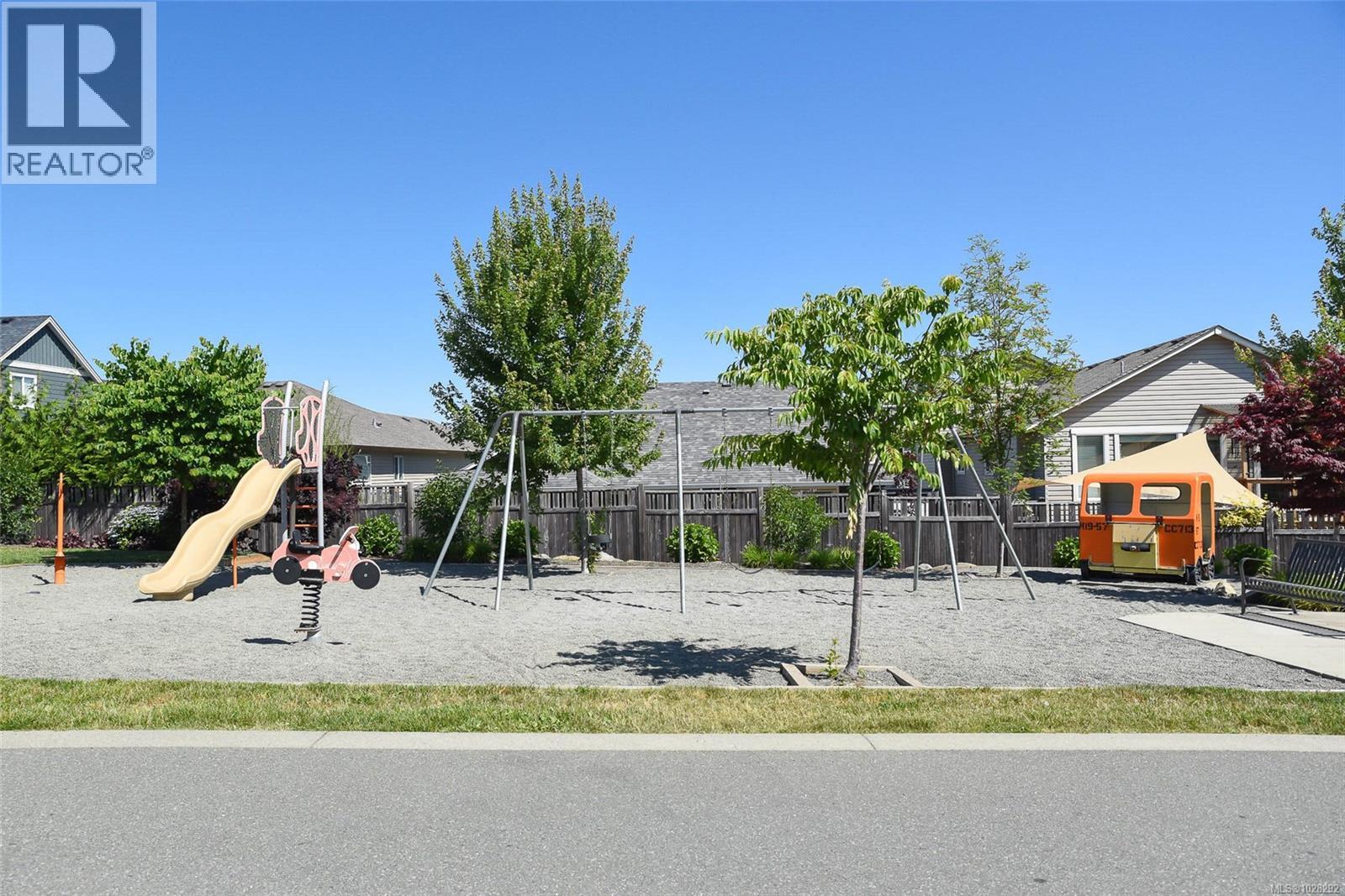 97 2607 Kendal Ave, Cumberland