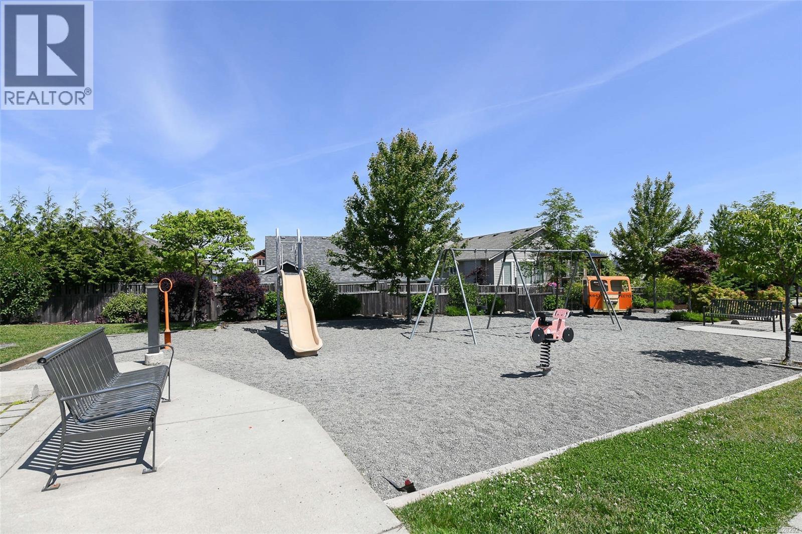 97 2607 Kendal Ave, Cumberland