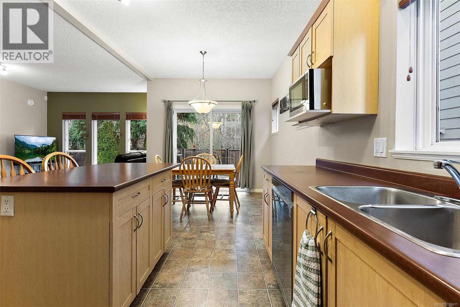  126 Thetis Vale Crescent, View Royal