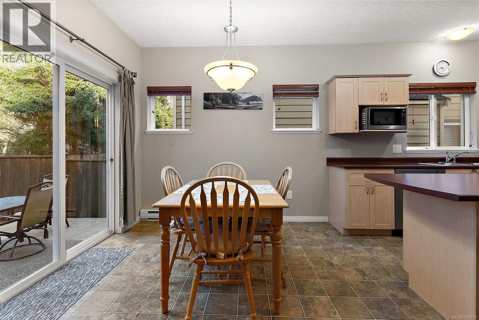  126 Thetis Vale Crescent, View Royal