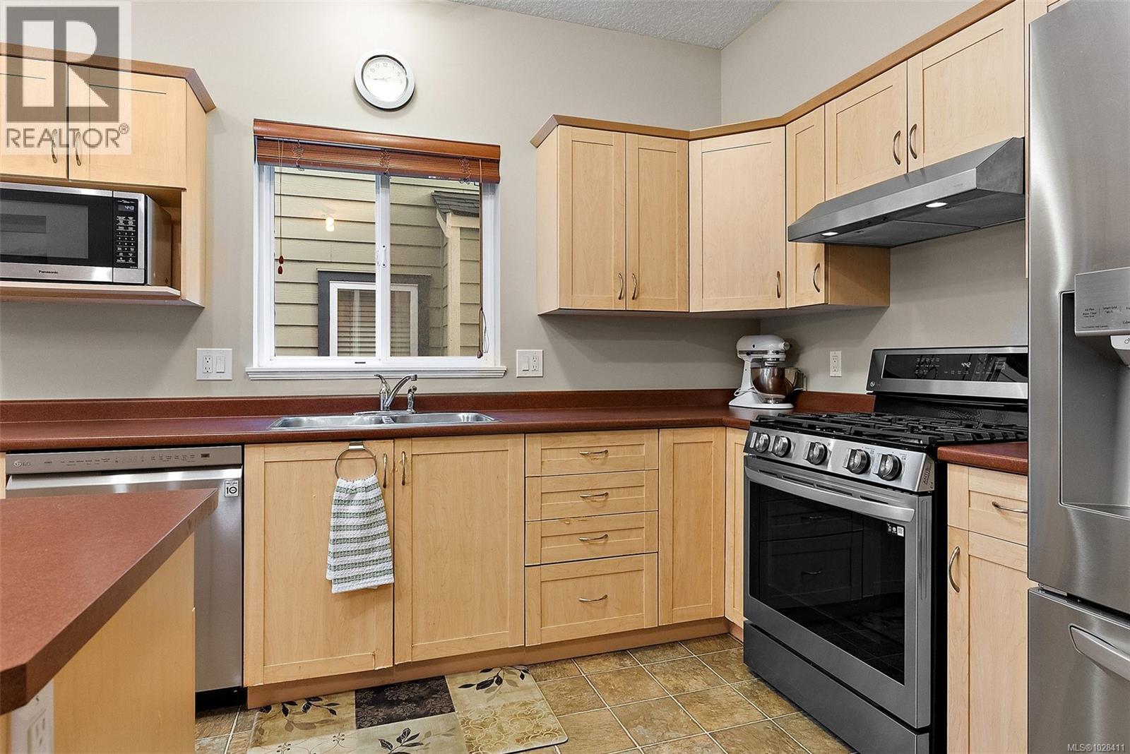  126 Thetis Vale Crescent, View Royal