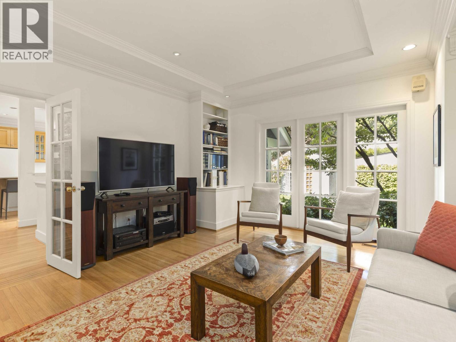 2527 W 37TH AVENUE, Vancouver