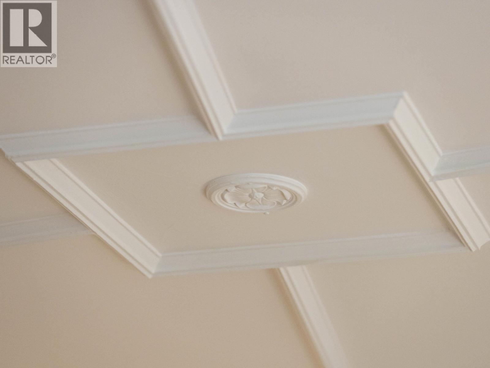 2527 W 37TH AVENUE, Vancouver