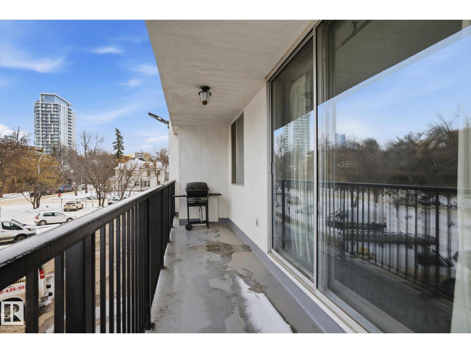 #203 11307 99 AV NW - 20