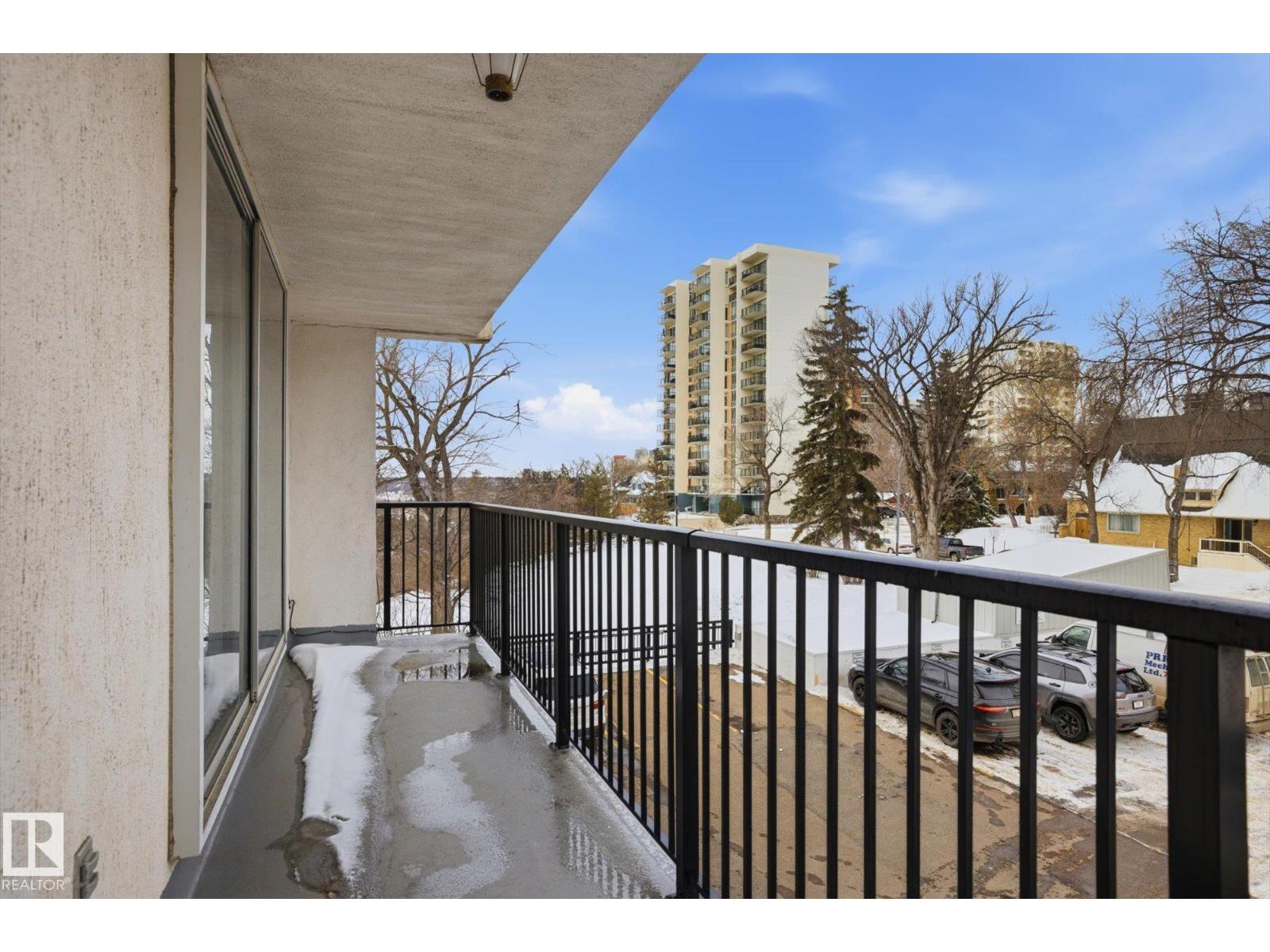 #203 11307 99 AV NW - 19