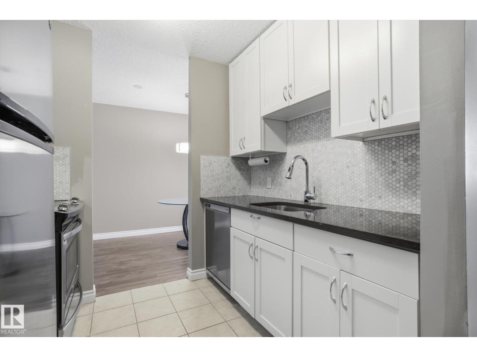 #203 11307 99 AV NW - 13