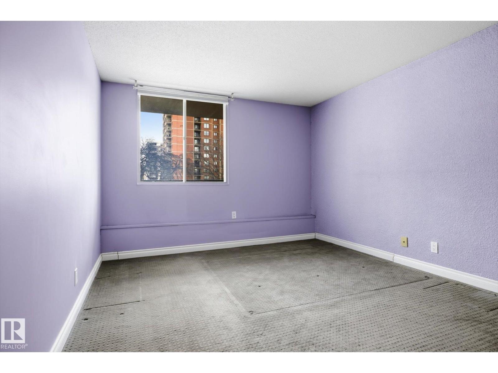 #203 11307 99 AV NW - 15