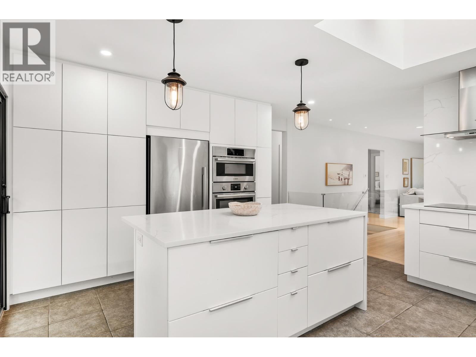 1017 WALALEE Drive, Delta