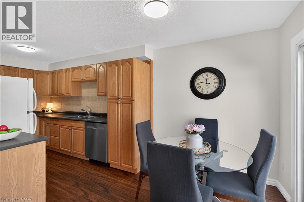 2185 FAIRCHILD Boulevard Unit# 51, Burlington, Ontario, L7P3P6 — Photo 38