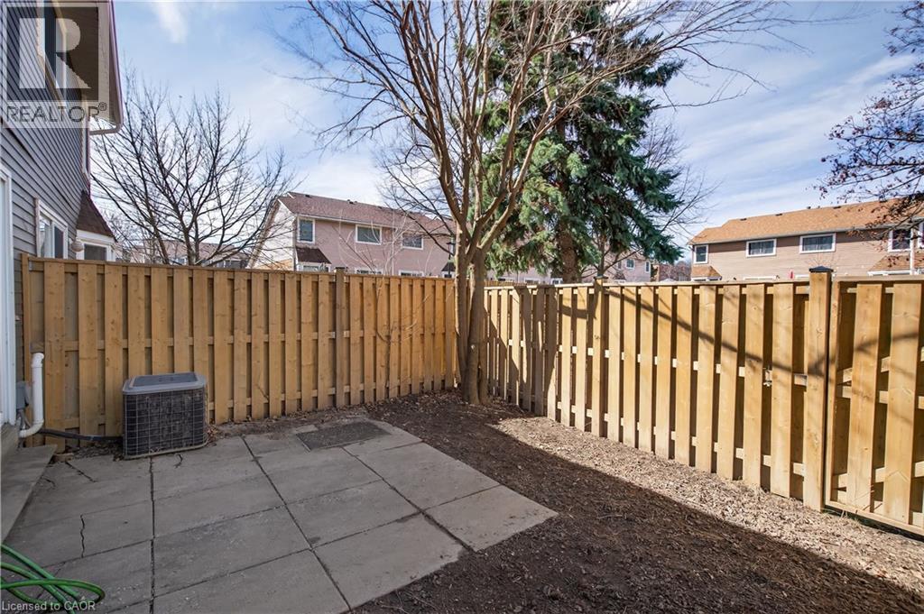 2185 FAIRCHILD Boulevard Unit# 51, Burlington, Ontario, L7P3P6 — Photo 14