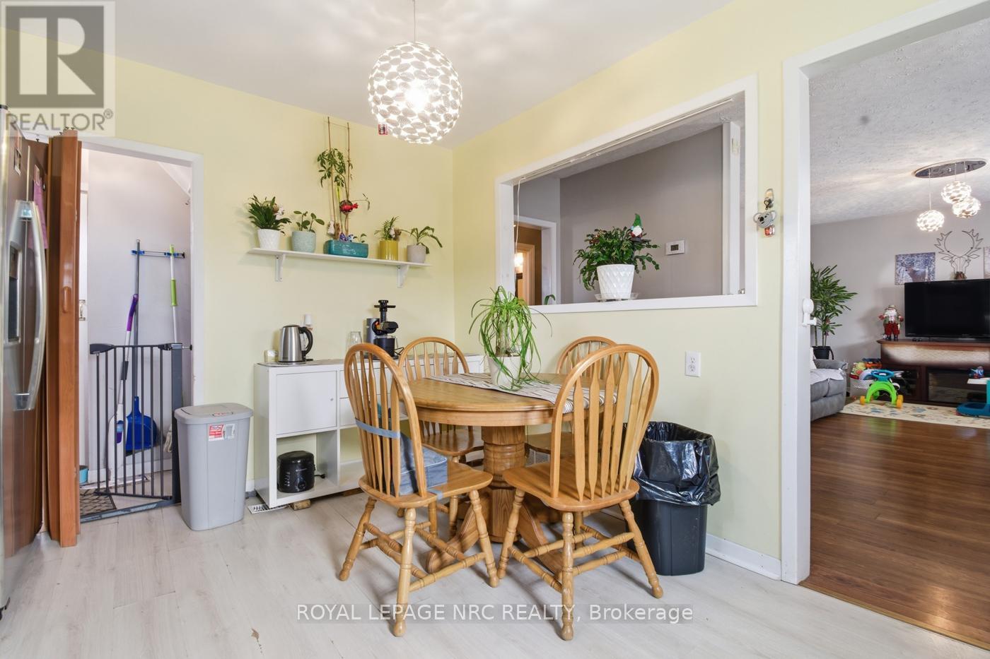 595 LINCOLN STREET - 11