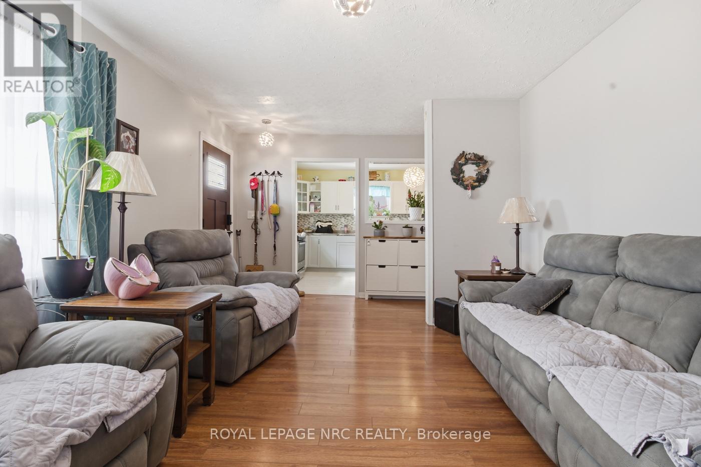 595 LINCOLN STREET - 6