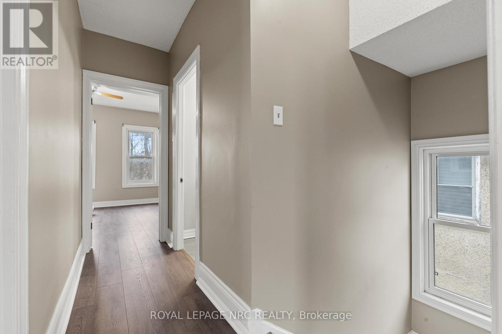 22 DENISTOUN STREET - 25