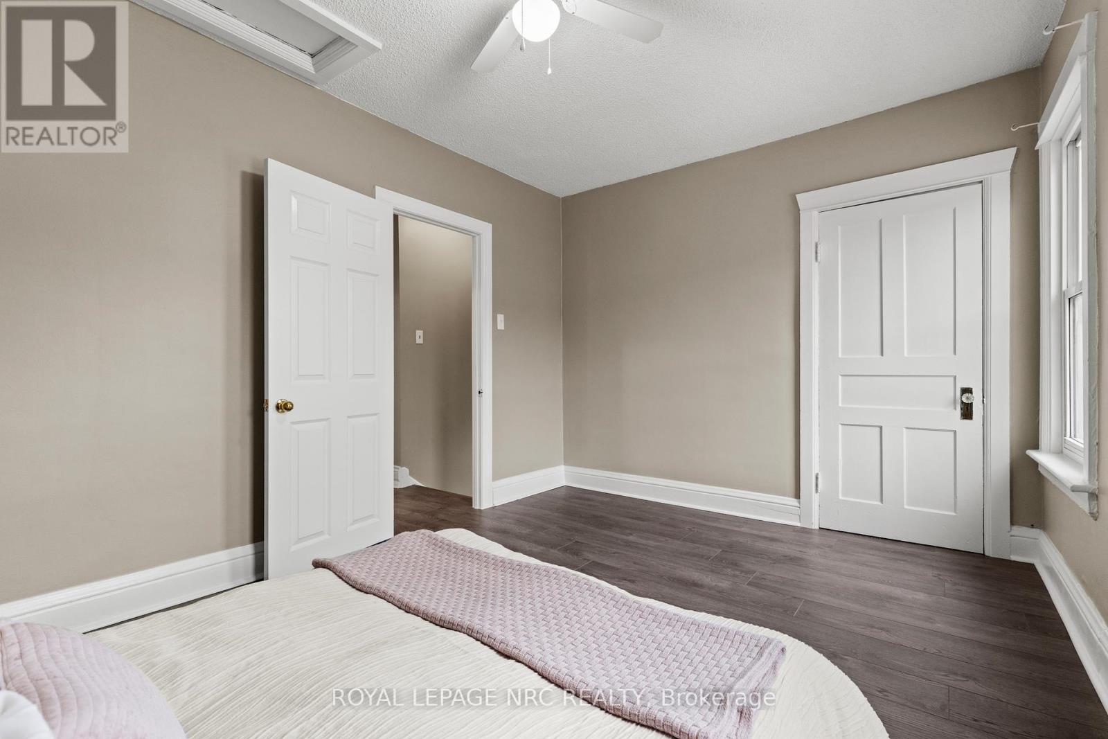 22 DENISTOUN STREET - 30