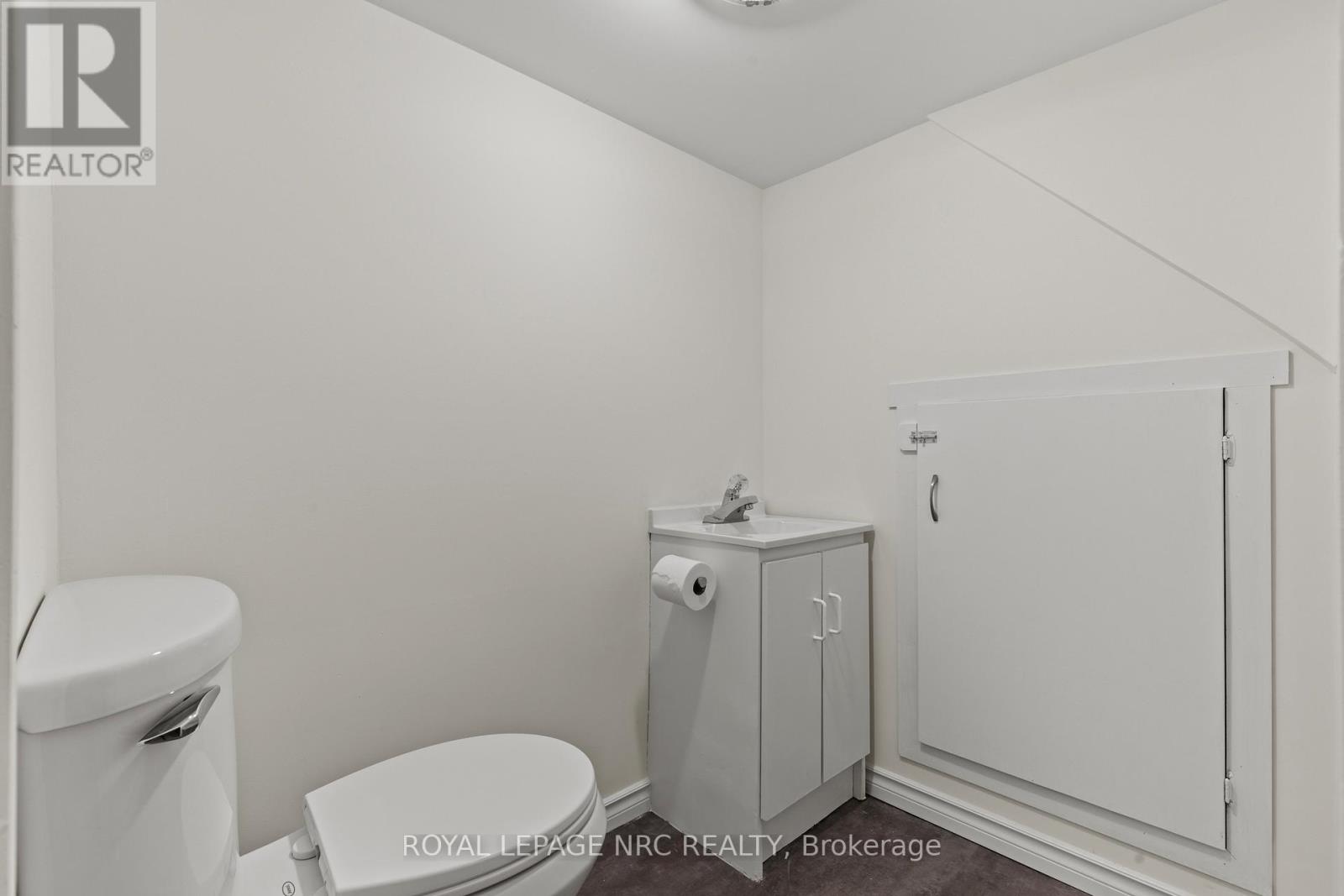 22 DENISTOUN STREET - 35