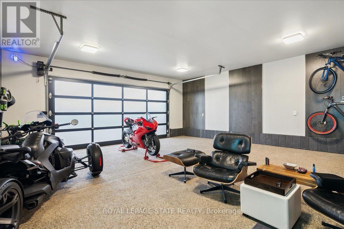 137 NEW LAKESHORE ROAD - 5