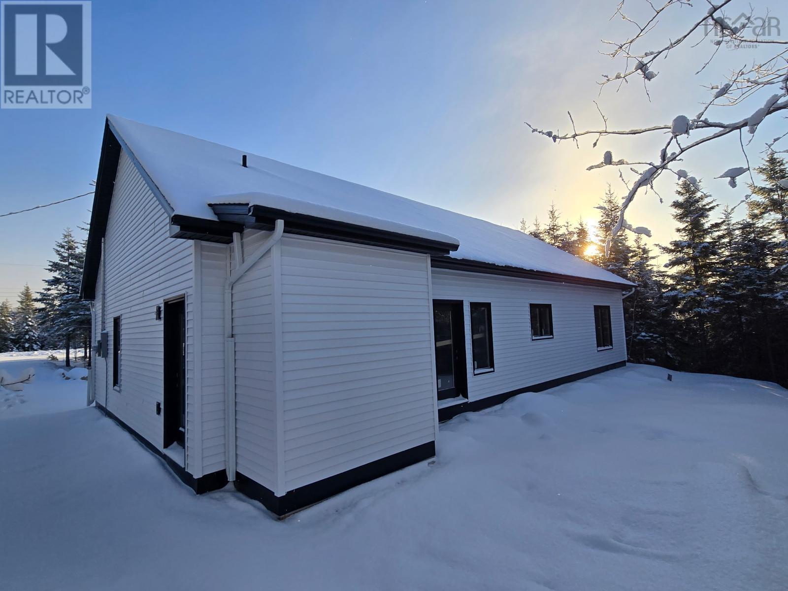 Property 4 of 6 of Unit 210 Hybrid Lane