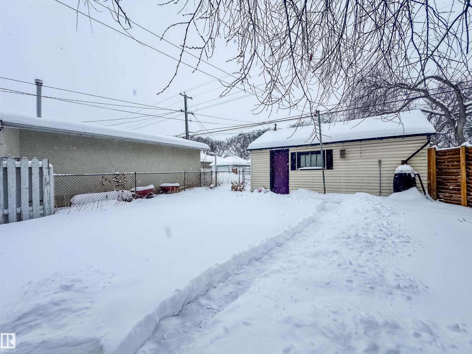 11548 89 ST NW, Edmonton