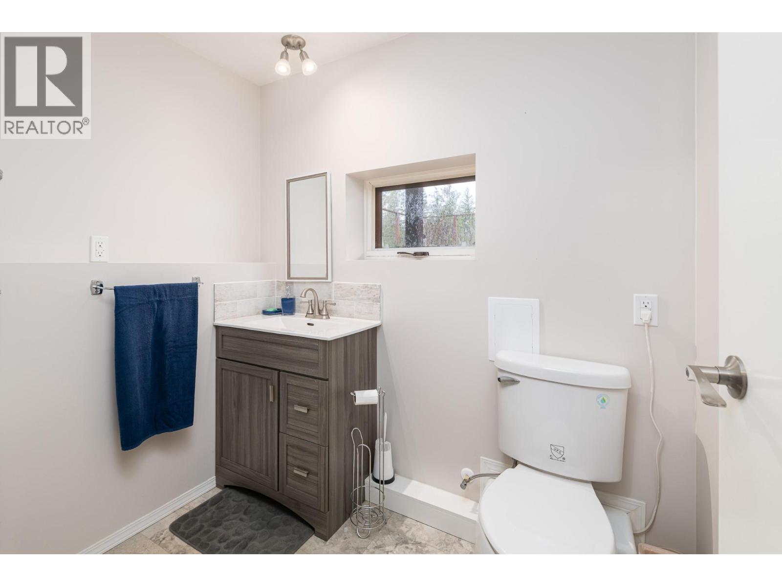 4856 32nd Street - 16