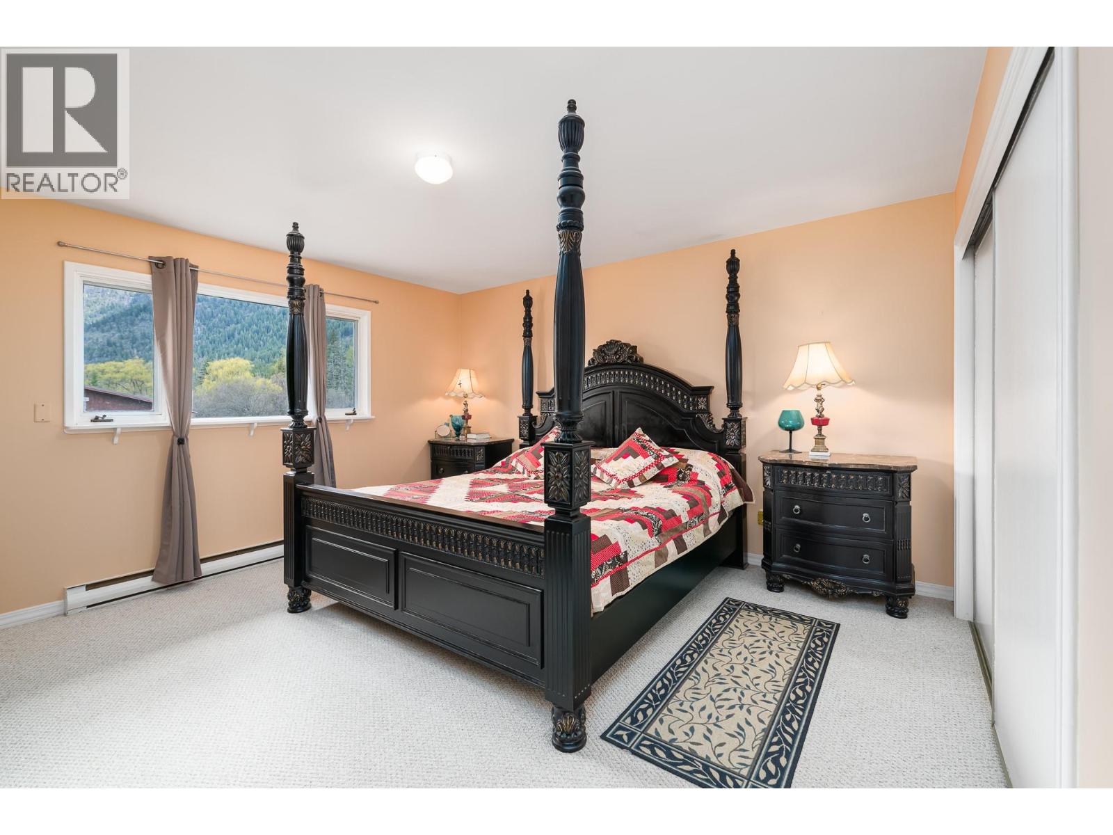 4856 32nd Street, Canyon