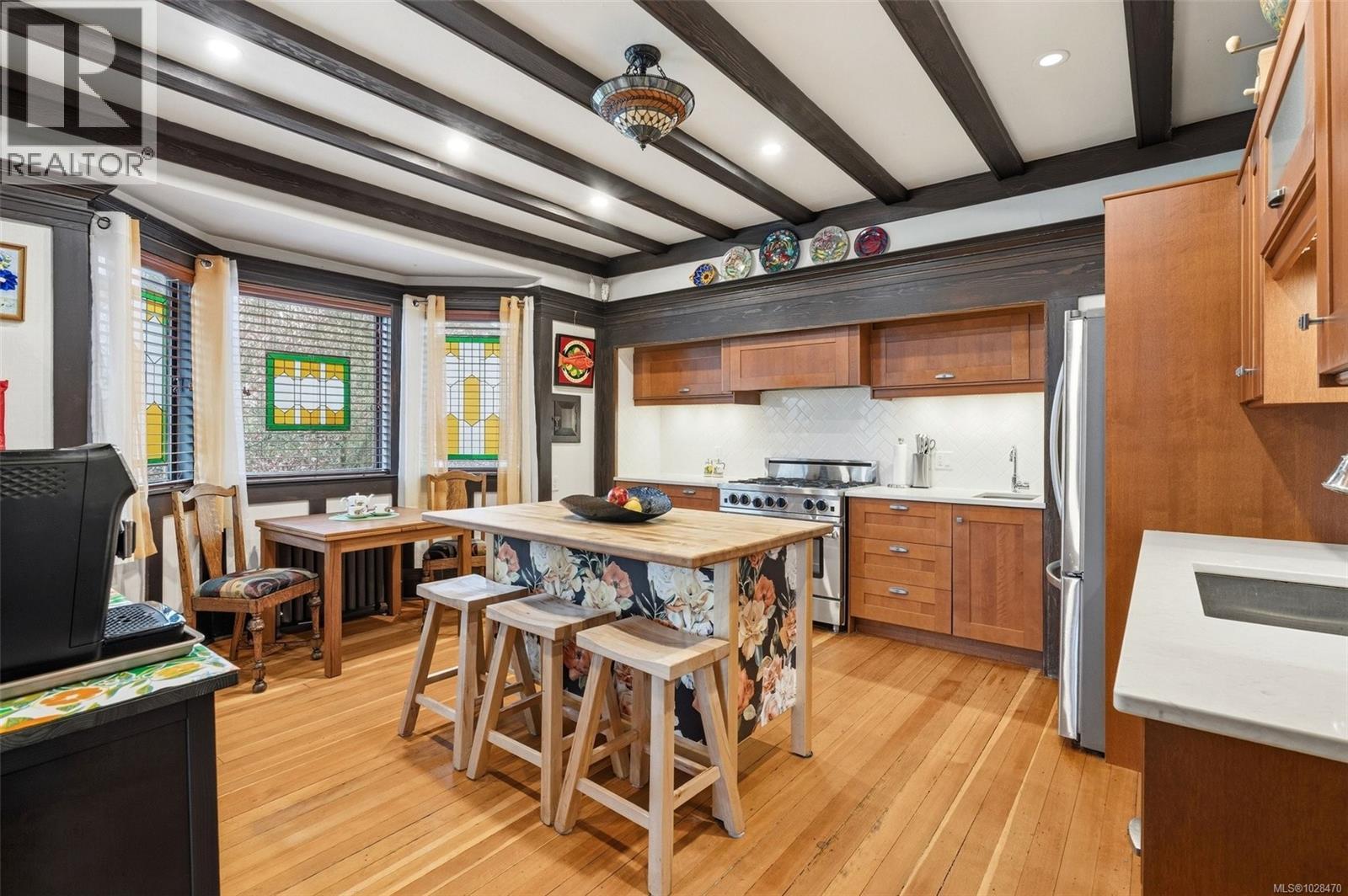 2130 CENTRAL AVE - 52