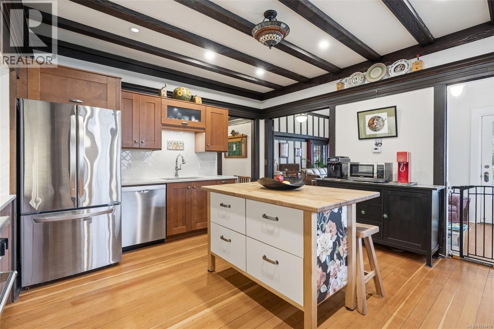 2130 CENTRAL AVE - 55