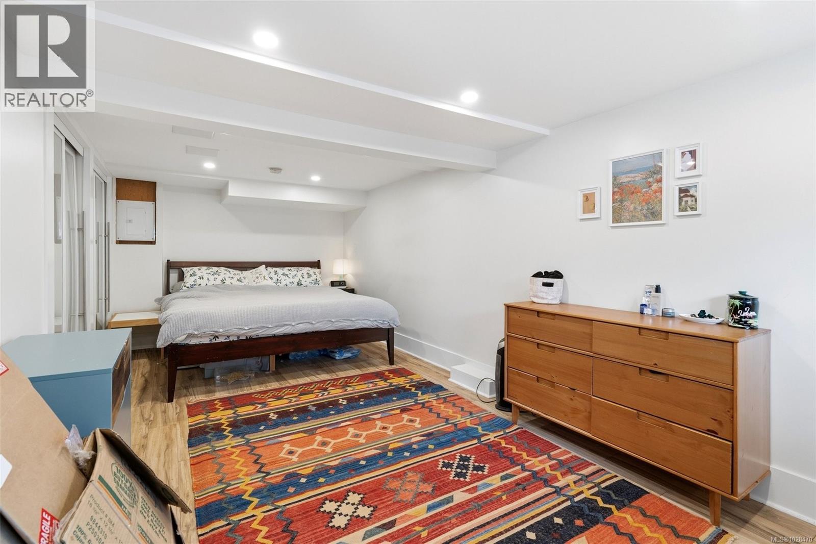 2130 CENTRAL AVE - 80