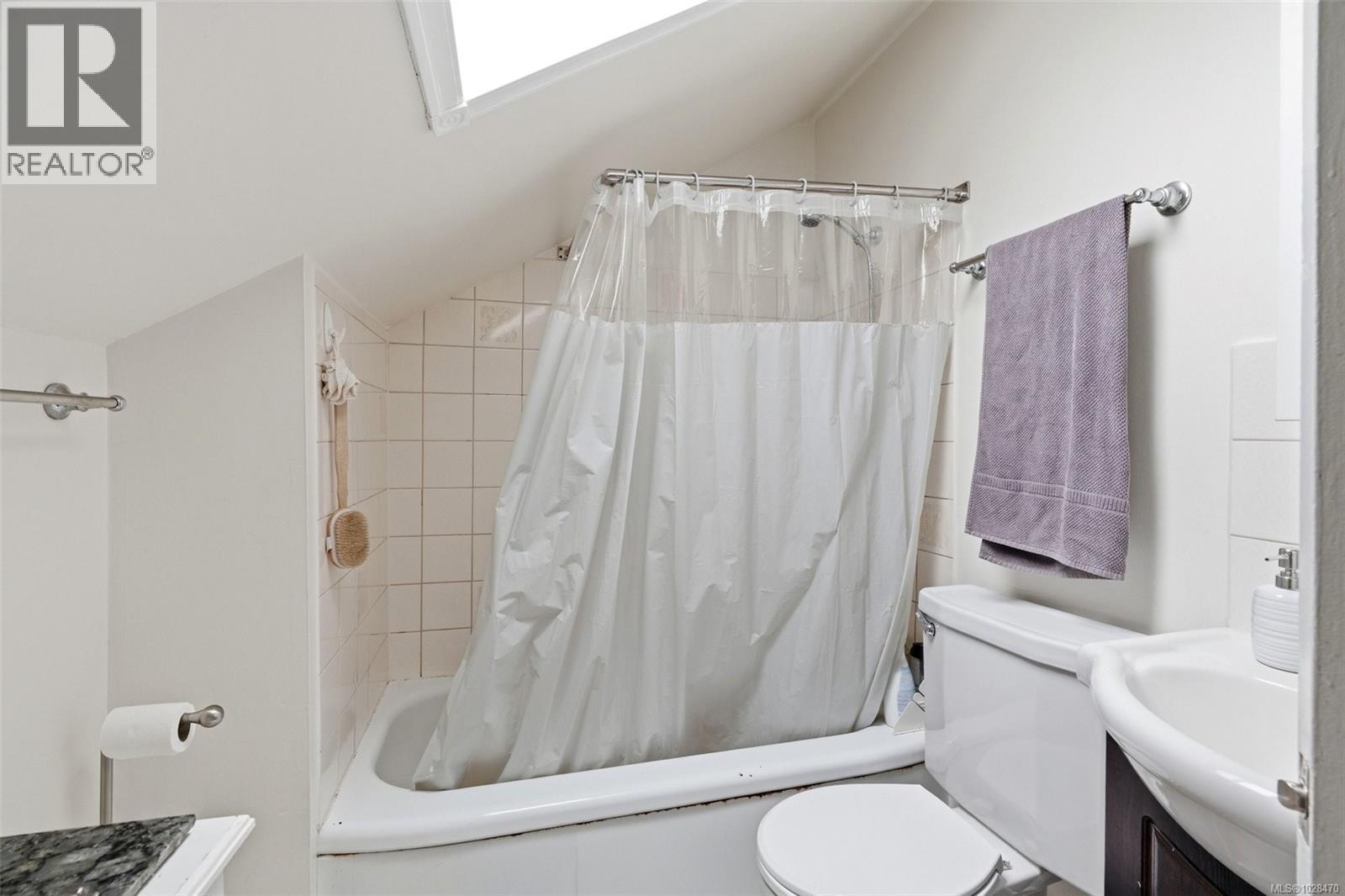 2130 CENTRAL AVE - 82