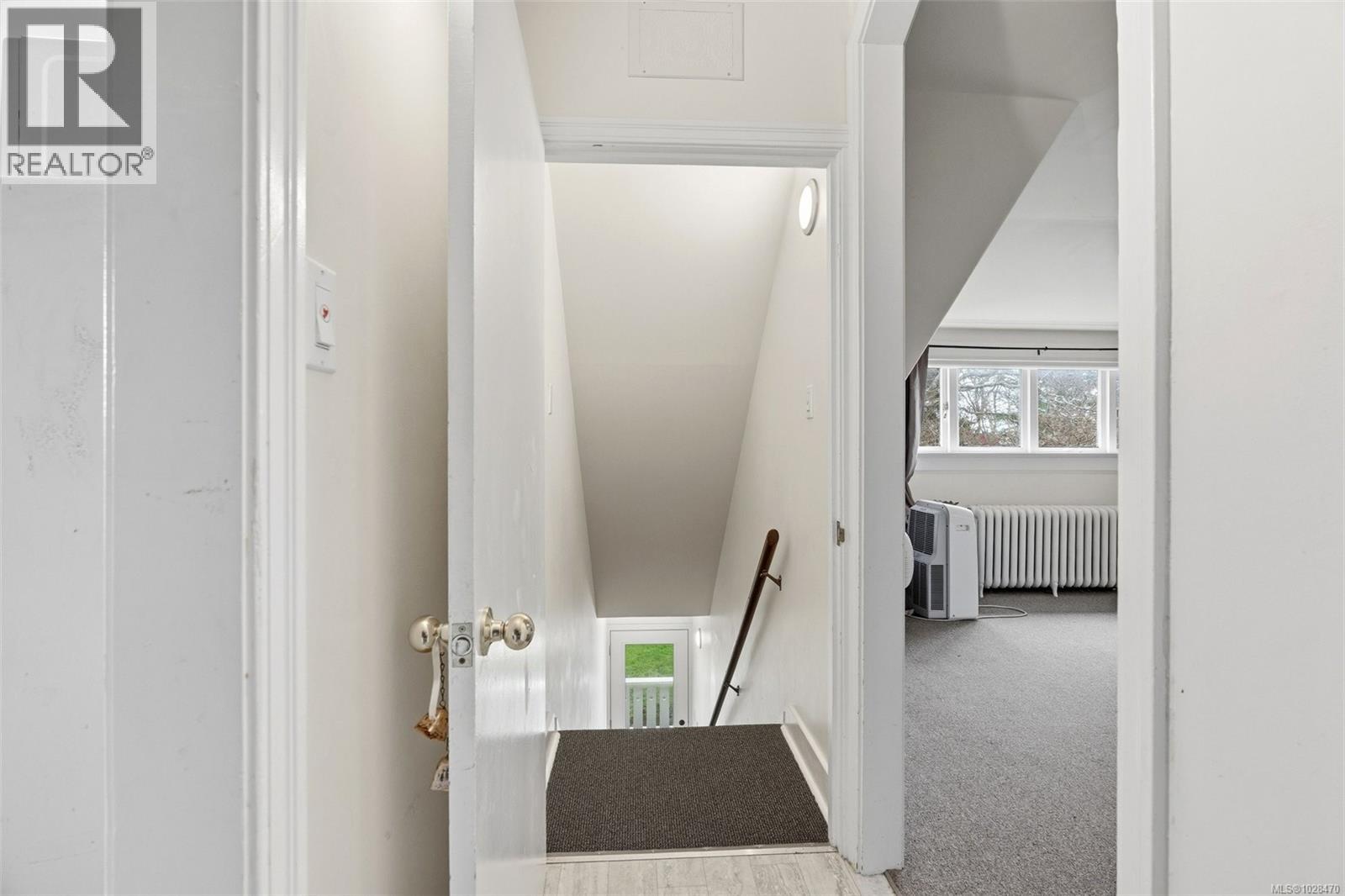 2130 CENTRAL AVE - 88