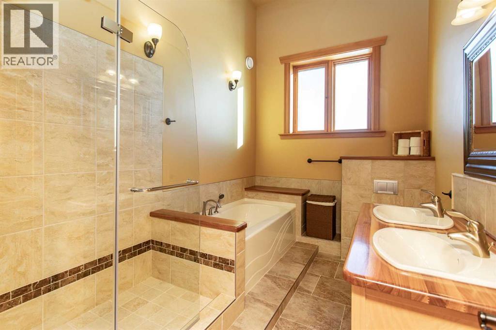 41115 Range Road 272, Rural Lacombe County