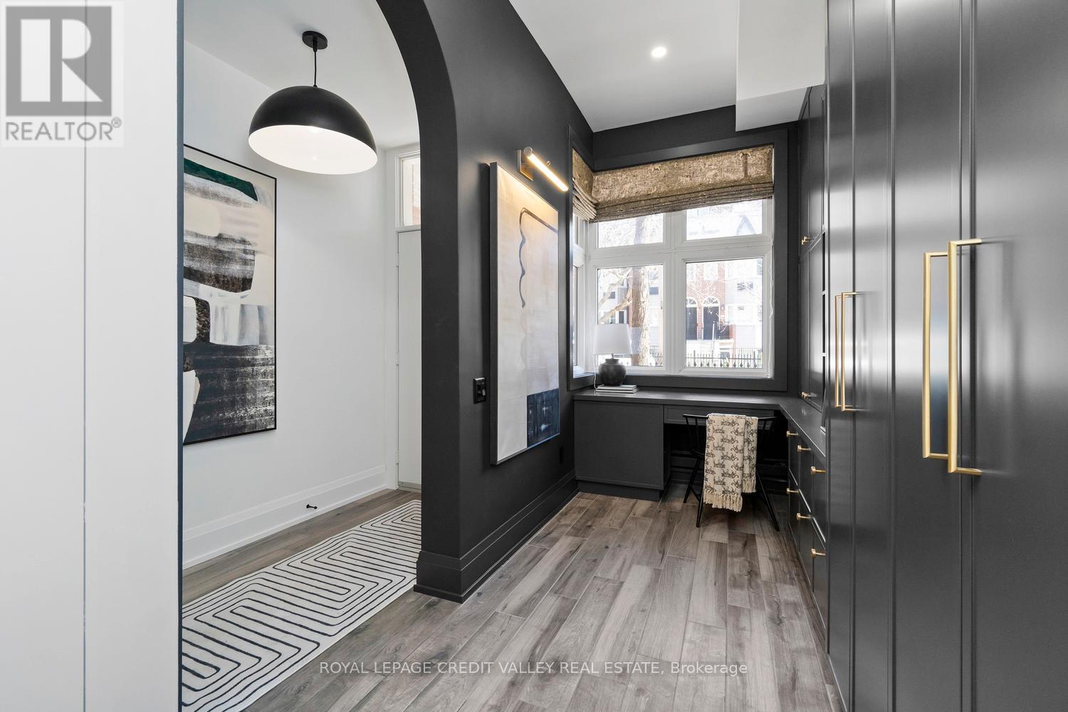 60 A TECUMSETH STREET - 5