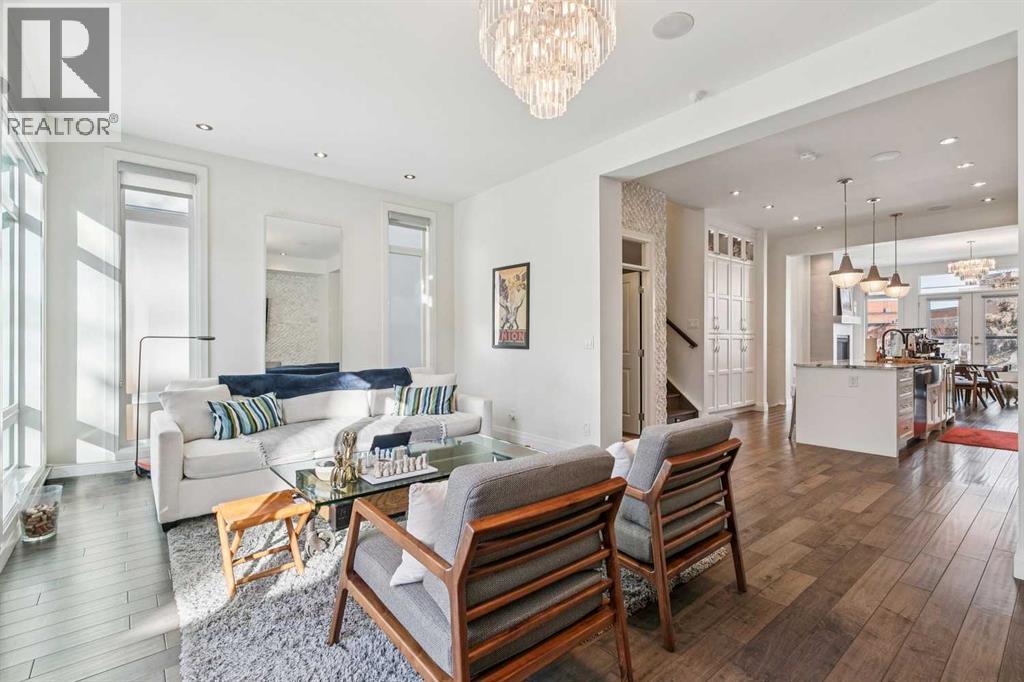 Single Family House for Sale in   Avenue SW Richmond Calgary 