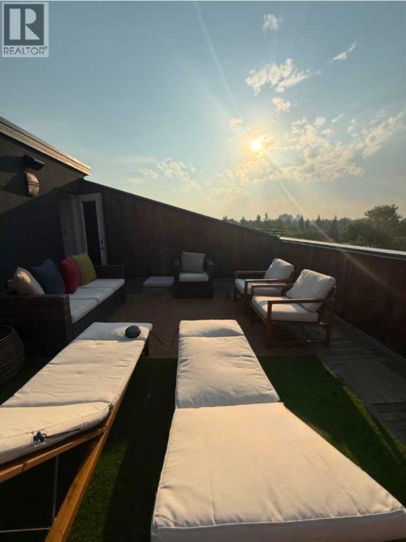 Single Family House for Sale in   Avenue SW Richmond Calgary 