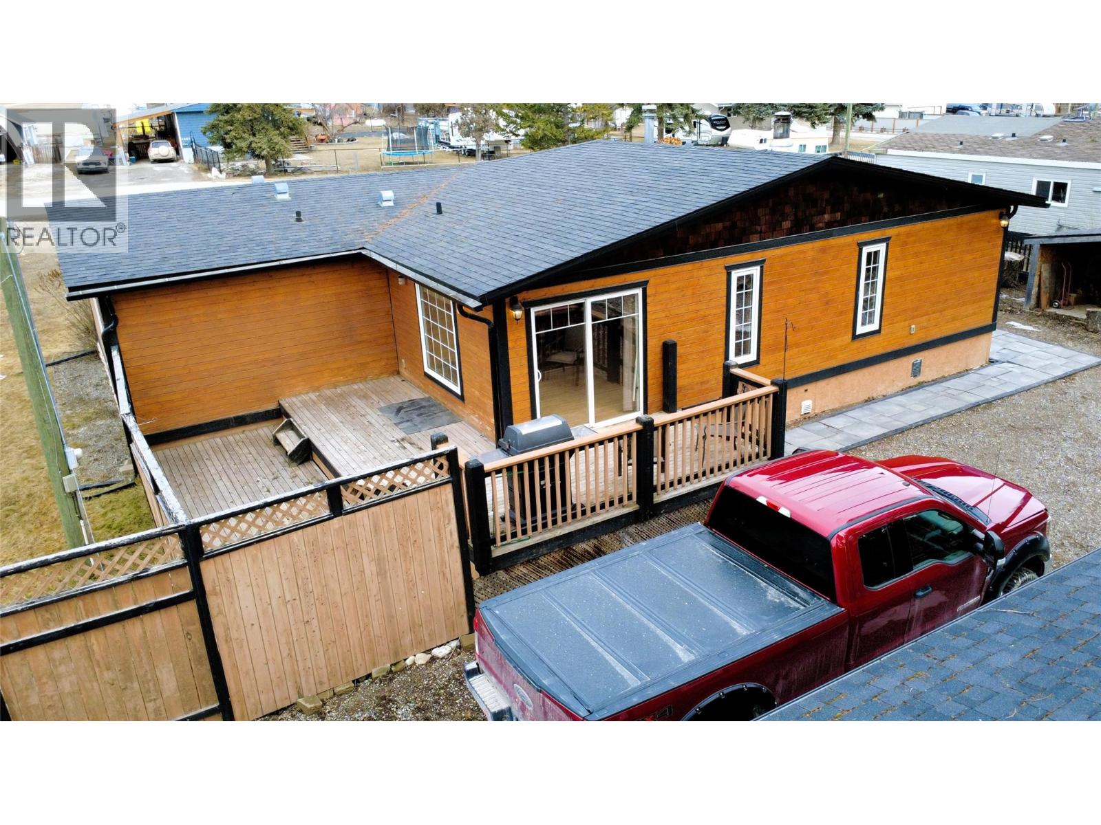 4826 PURCELL Avenue, Edgewater