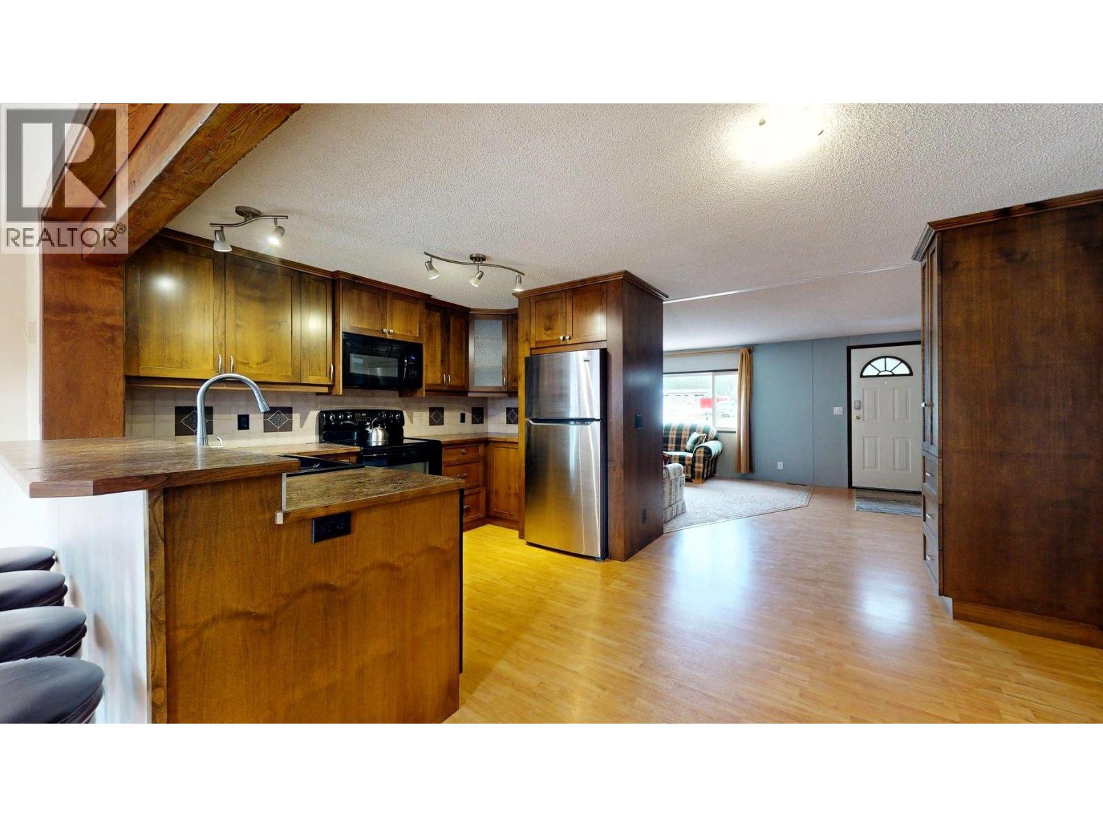 4826 PURCELL Avenue, Edgewater