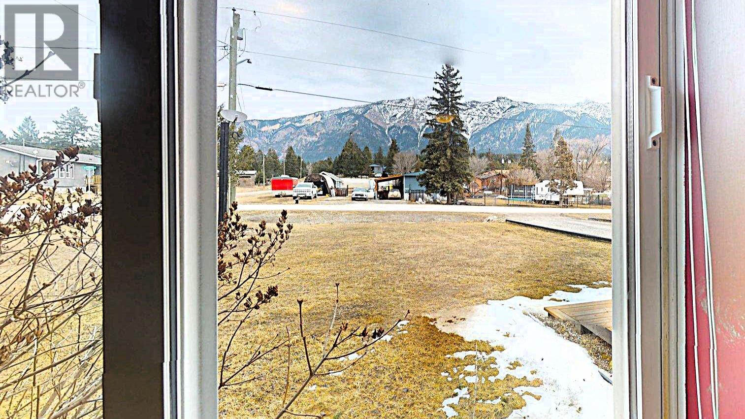 4826 PURCELL Avenue, Edgewater