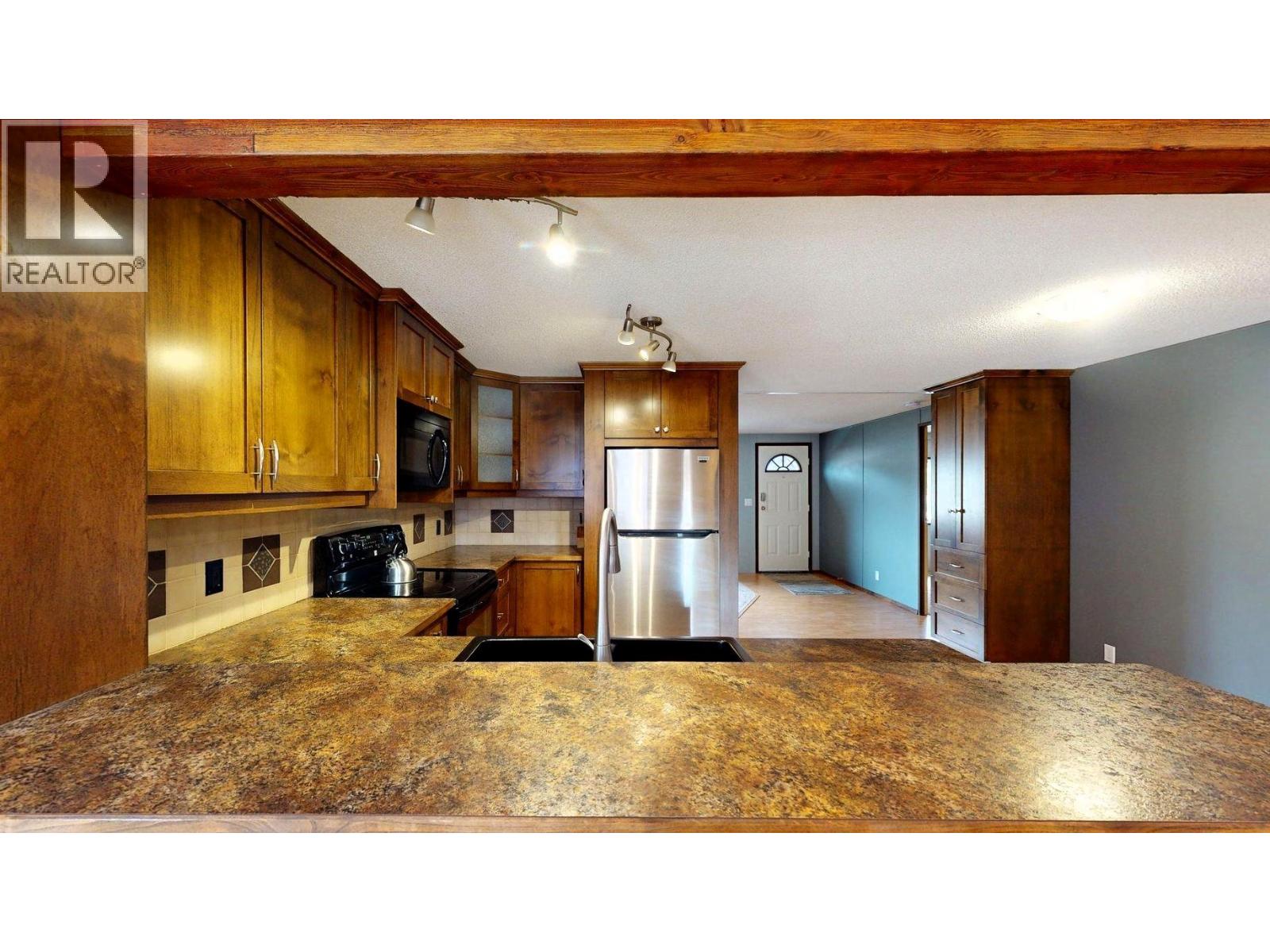 4826 PURCELL Avenue, Edgewater