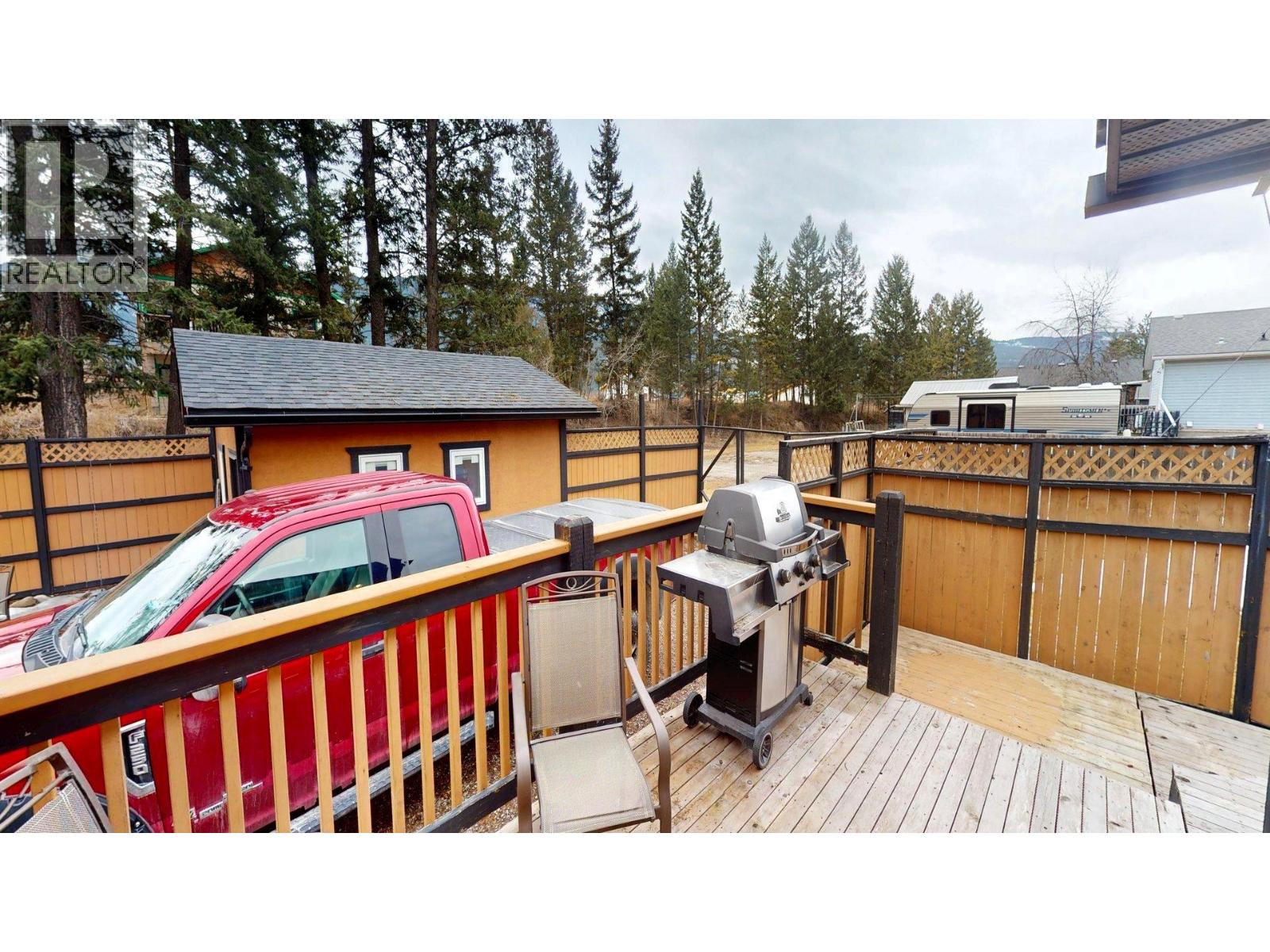 4826 PURCELL Avenue, Edgewater