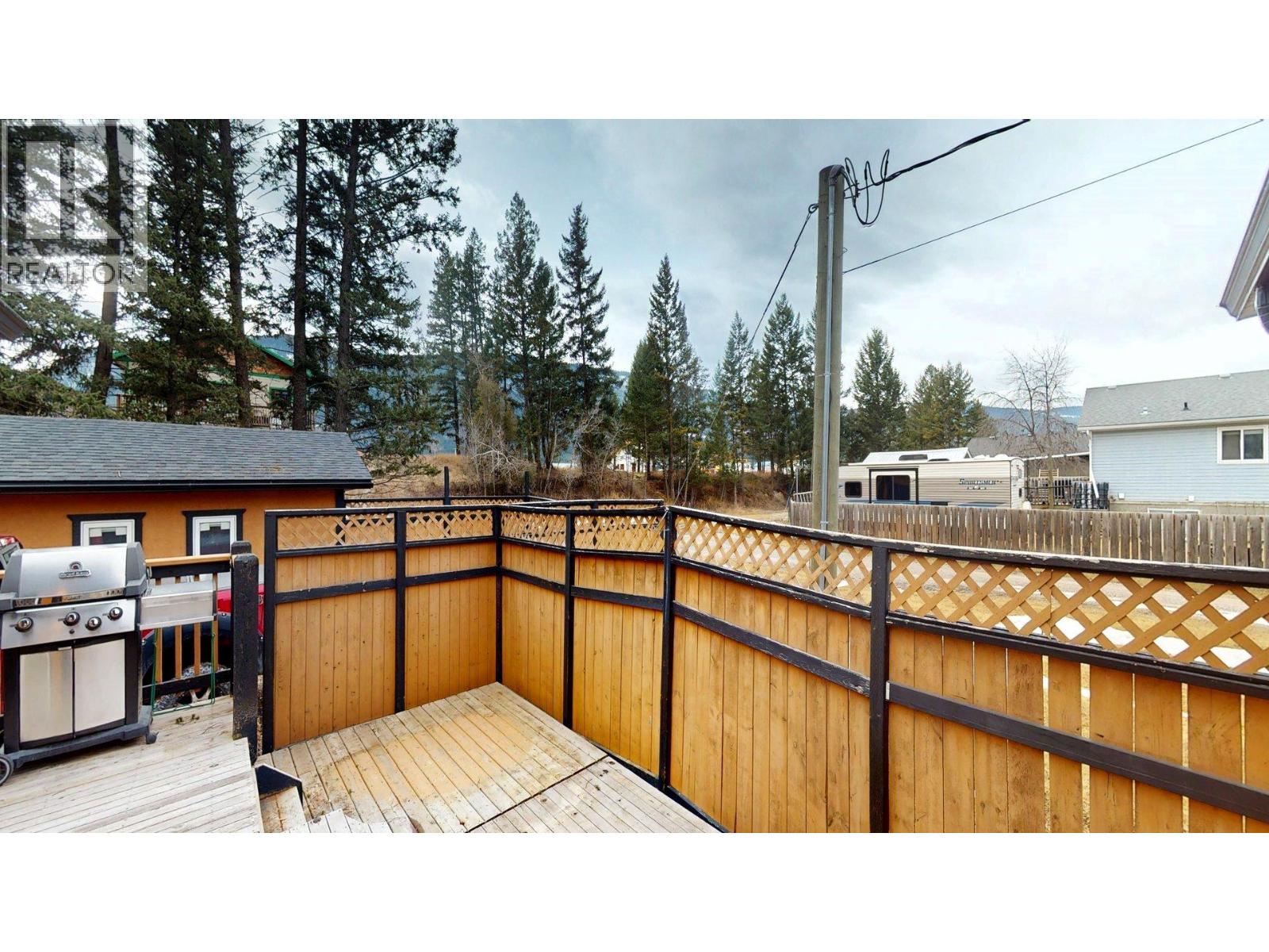 4826 PURCELL Avenue, Edgewater