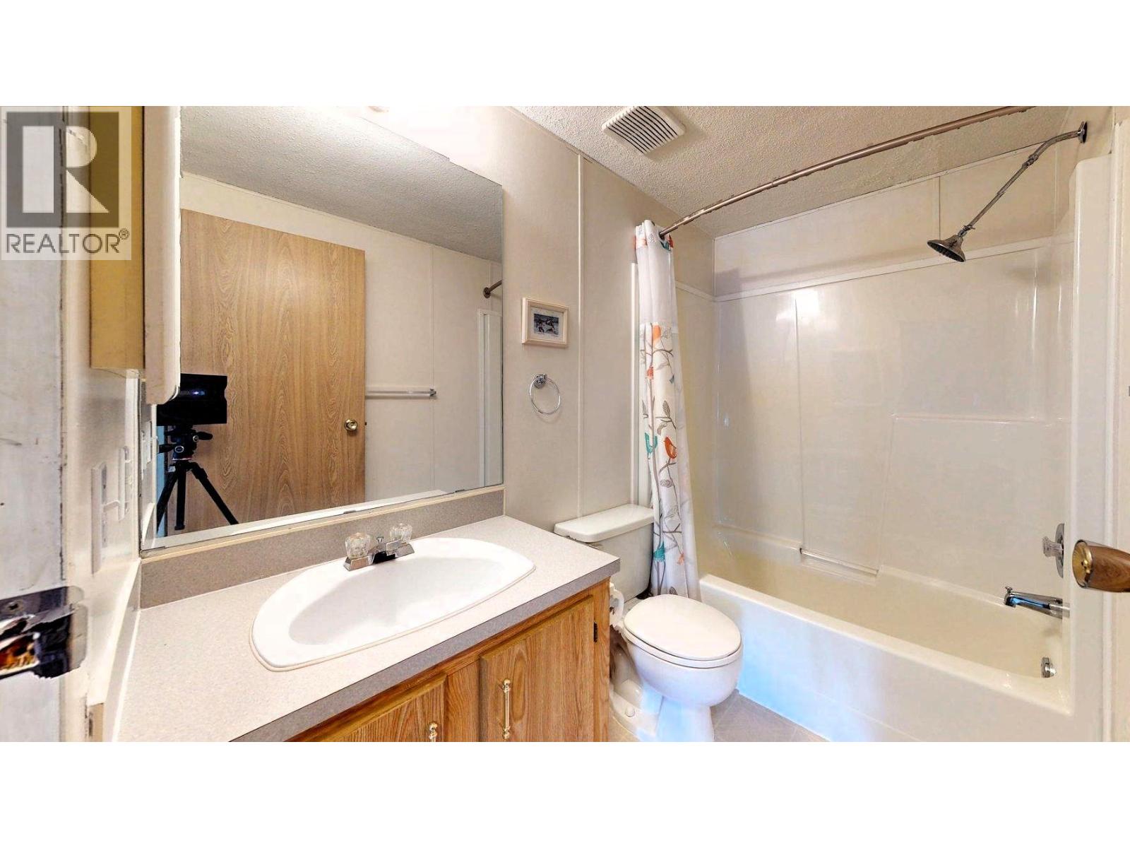 4826 PURCELL Avenue, Edgewater