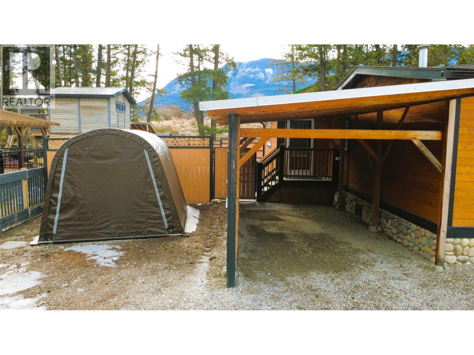 4826 PURCELL Avenue, Edgewater