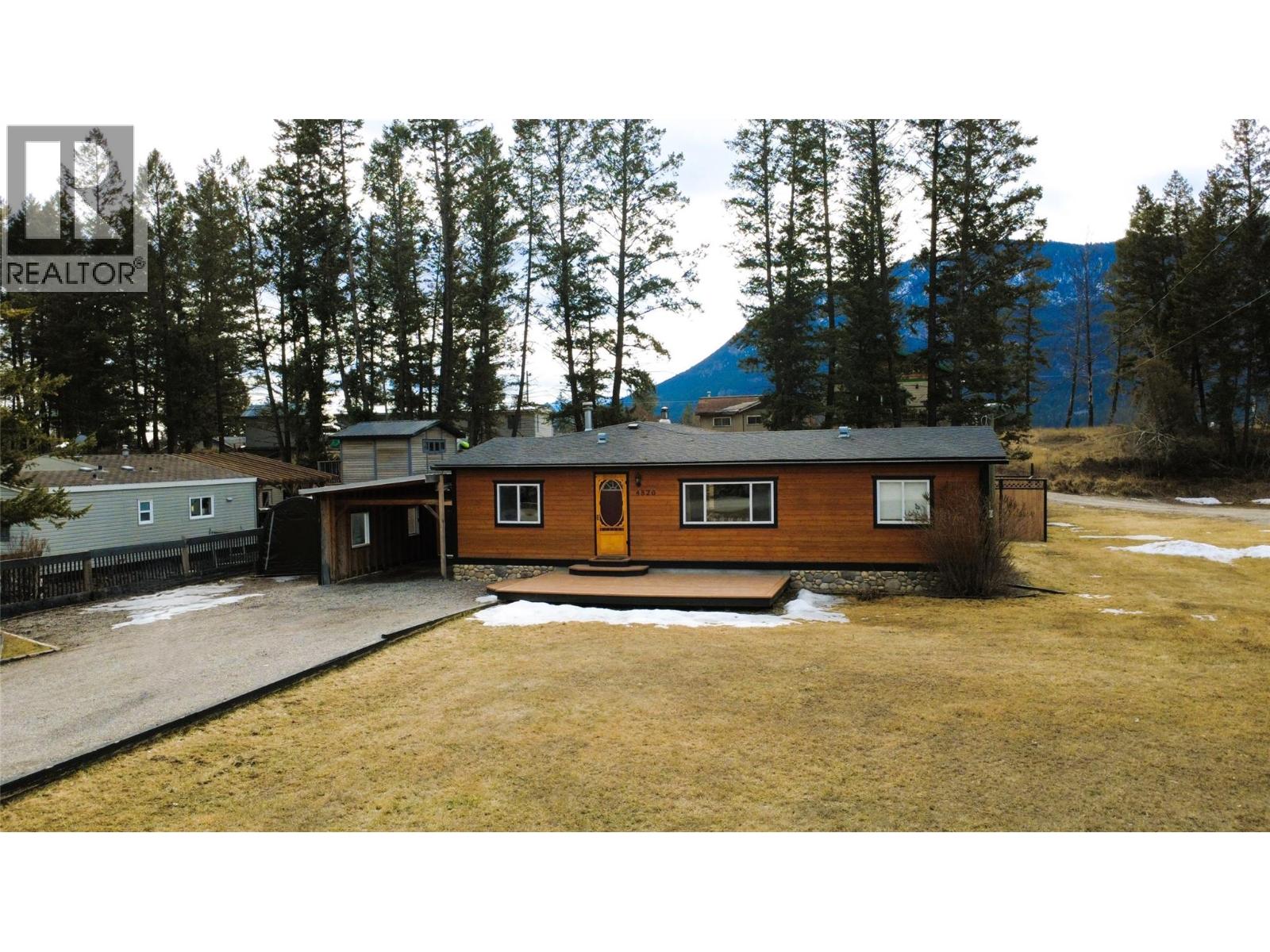 4826 PURCELL Avenue, Edgewater