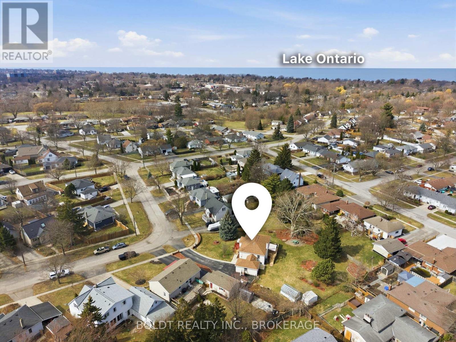 16 GRAMMAR AVENUE - 45