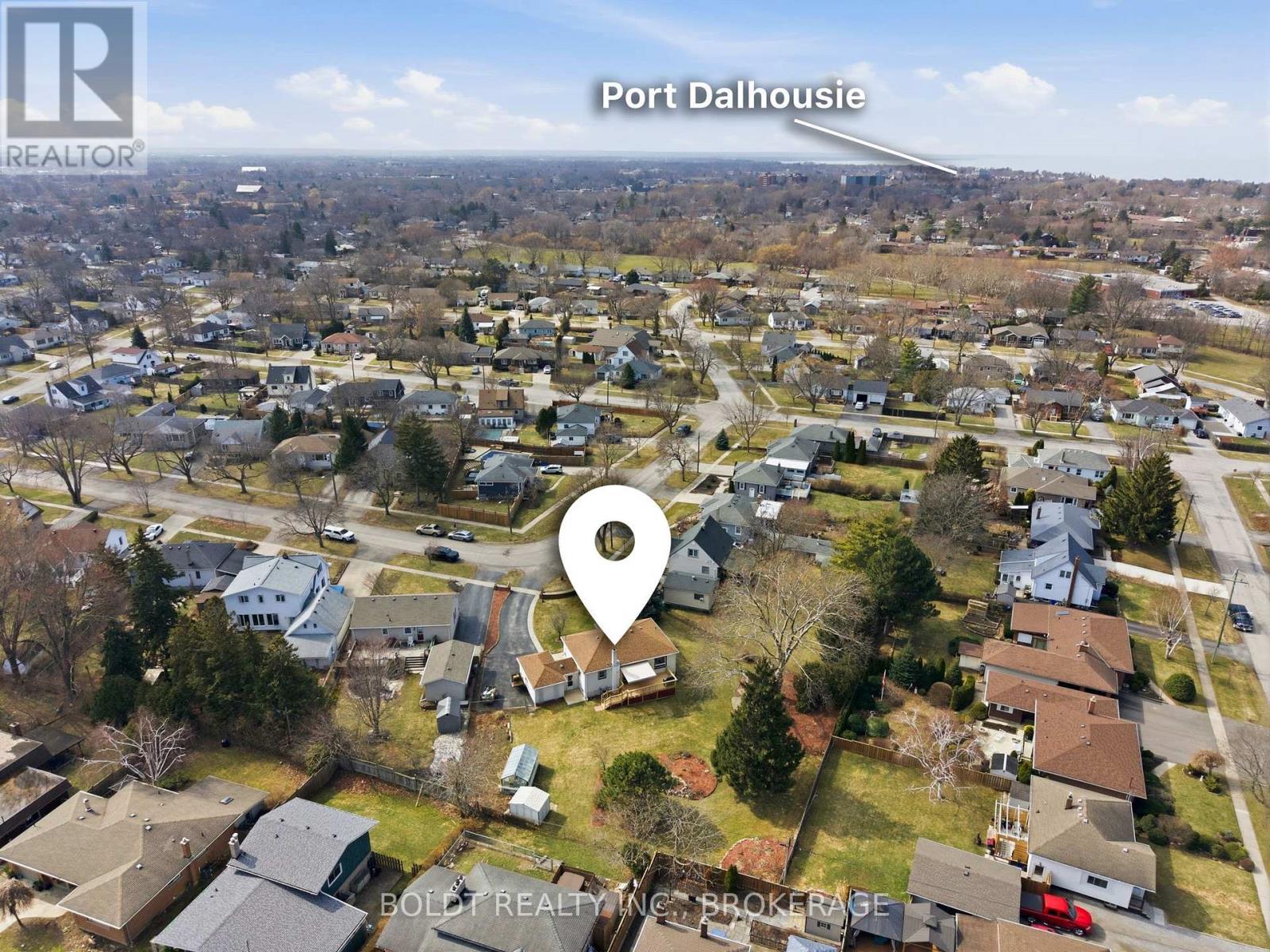 16 GRAMMAR AVENUE - 46