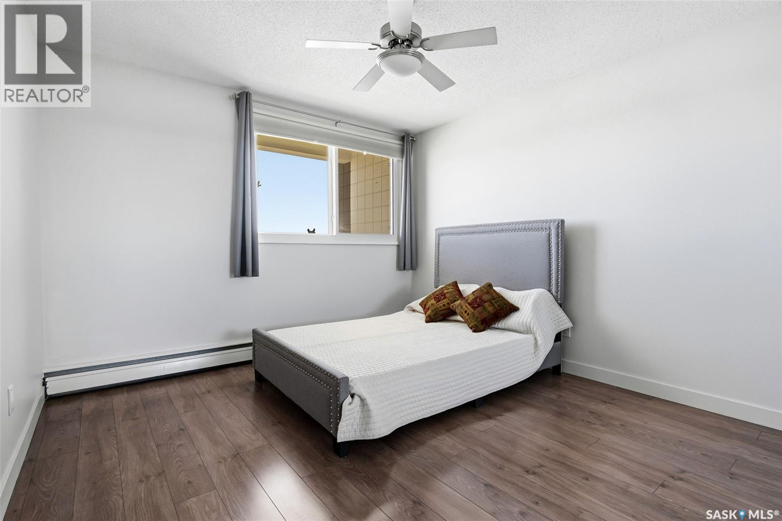 Single Family House High rise for Sale in   Rae STREET Regina 